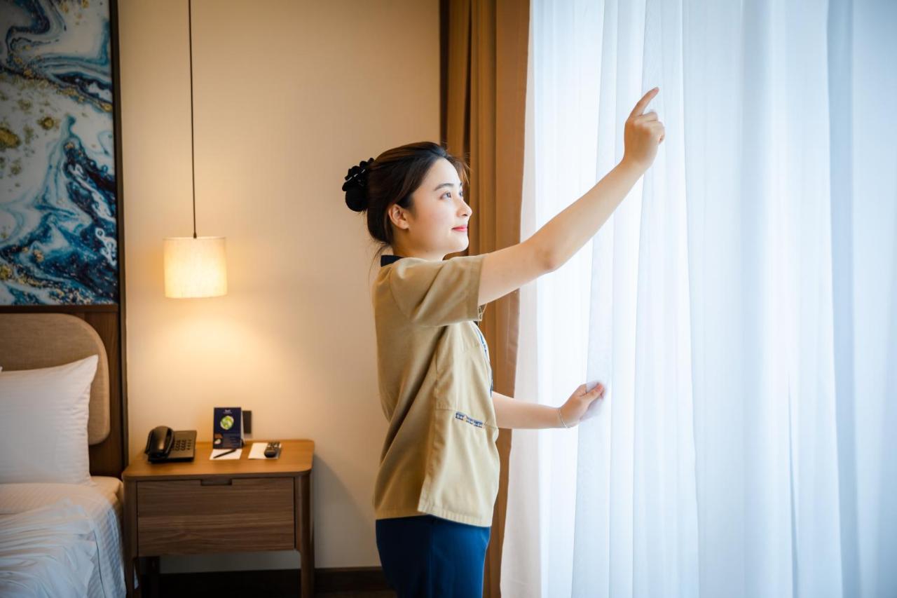 Muong Thanh Luxury Ha Long Centre Hotel מראה חיצוני תמונה