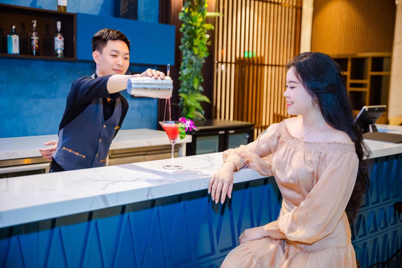 Muong Thanh Luxury Ha Long Centre Hotel מראה חיצוני תמונה