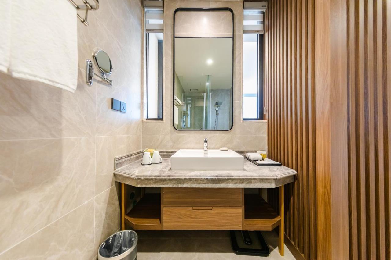 Muong Thanh Luxury Ha Long Centre Hotel מראה חיצוני תמונה